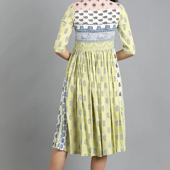 Cottagecore Floral Patchwork Midi Short Sleeve Dress - Picture 3 of 10